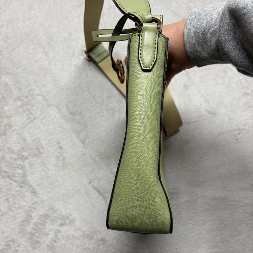 Michael Kors Jet Set Travel Small Messenger Bag Faux Leather Light Sage VG‎ Cond - Picture 9 of 9